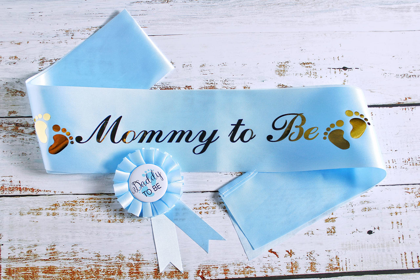 NEWHAPPYLAND - Decoración para baby boy shower, banda azul e insignia de hojalata para mamá para ser y papá para ser baby shower