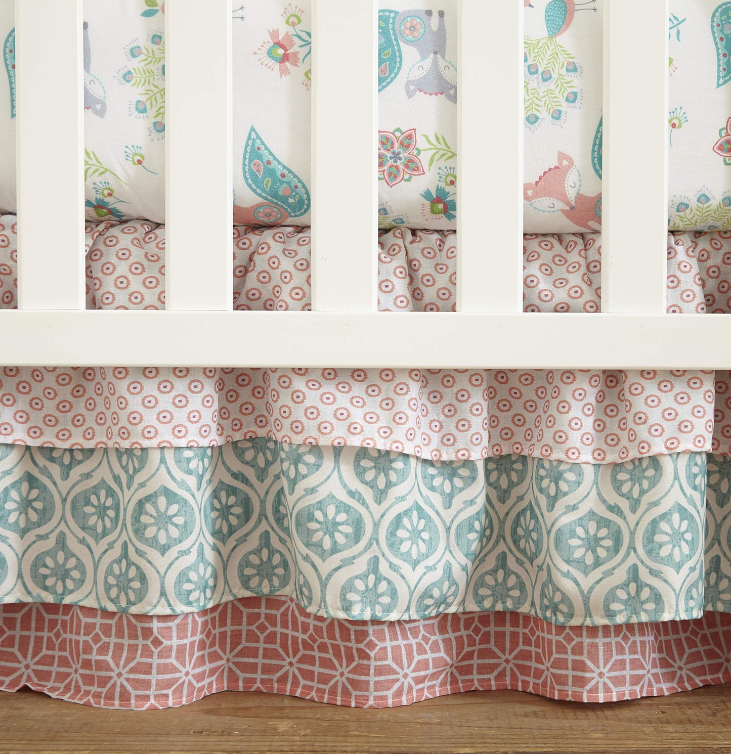 Levtex Baby Fiona - Juego de ropa de cama (5 piezas), Coral, Crib Bedding Set