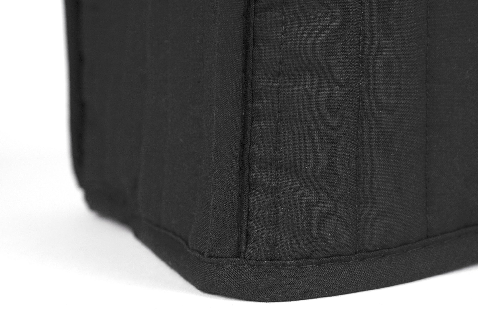 Protector Acolchado Ritz Negro para Licuadora, Batidora o Máquina de Café