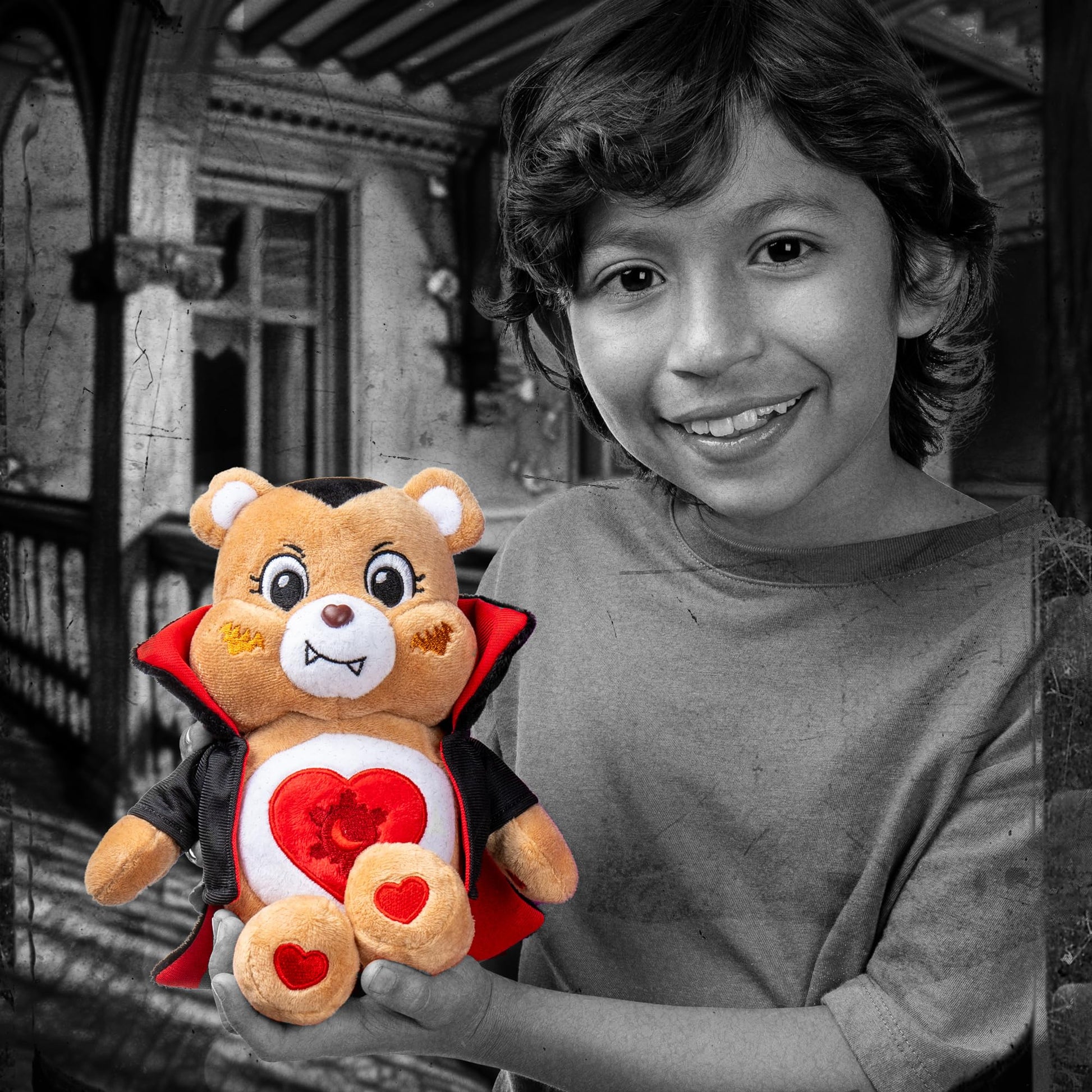 Care Bears Universal Monsters - Peluche de tamaño Divertido - Tenderheart as Drácula