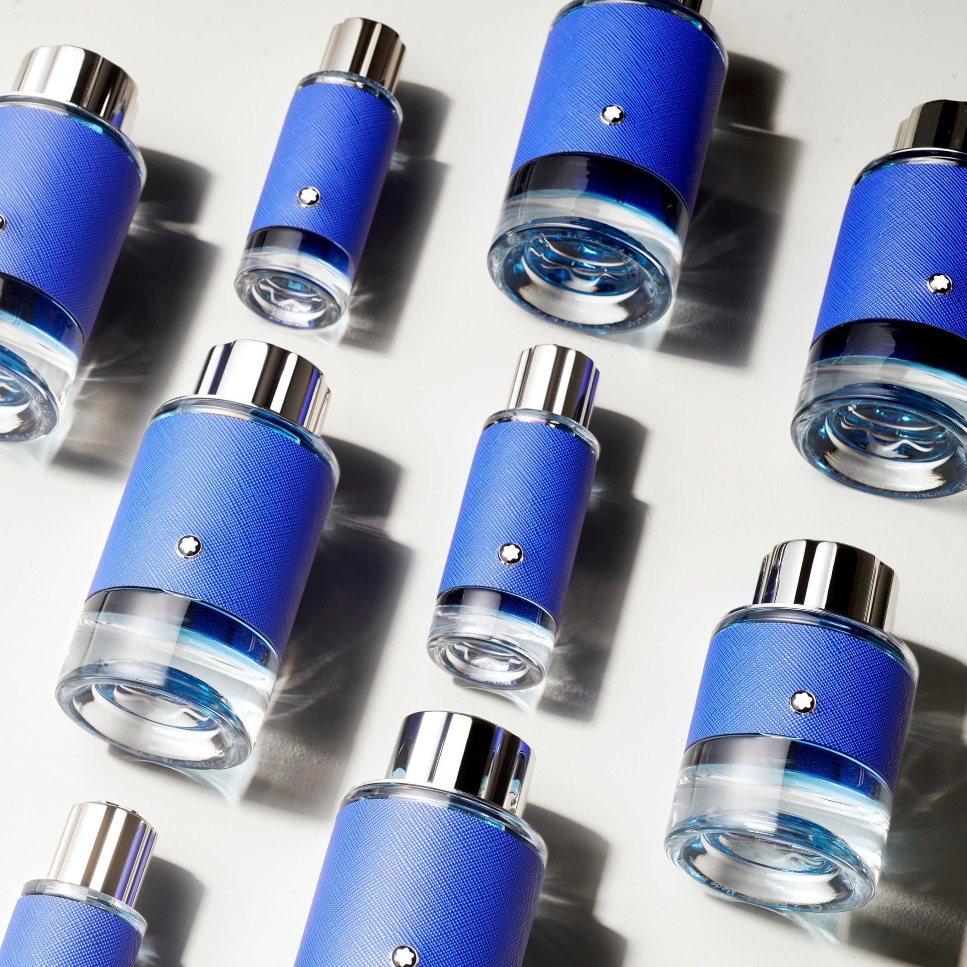 Perfume Explorer Ultra Blue Mont Blanc Azul Clásico para Hombre