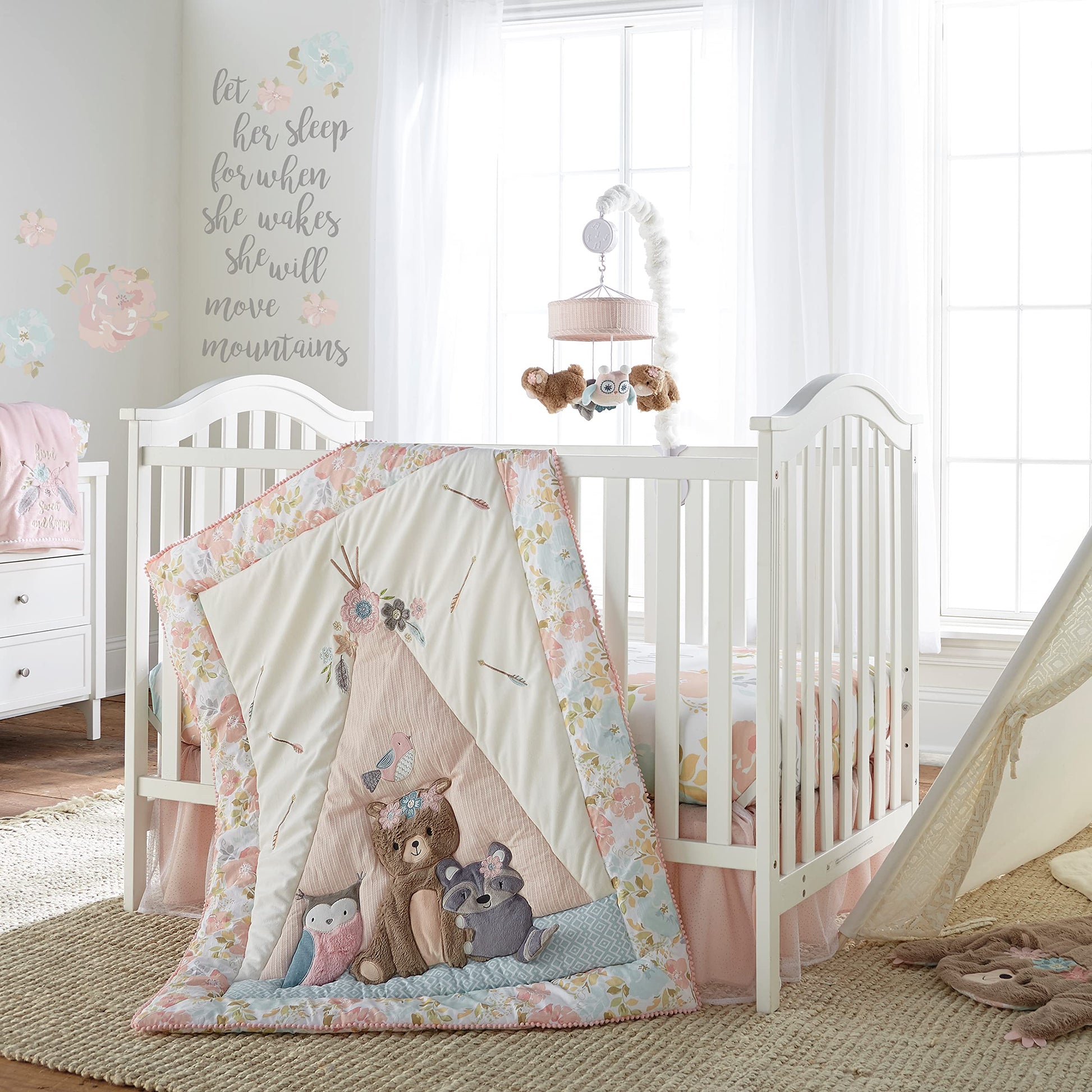 Levtex Baby - Cesta de guardería Malia - Oso aplicado y bordado - lona crema con flores rosas - Accesorios de guardería - Tamaño: 20 x 20 x 18 pulgadas.