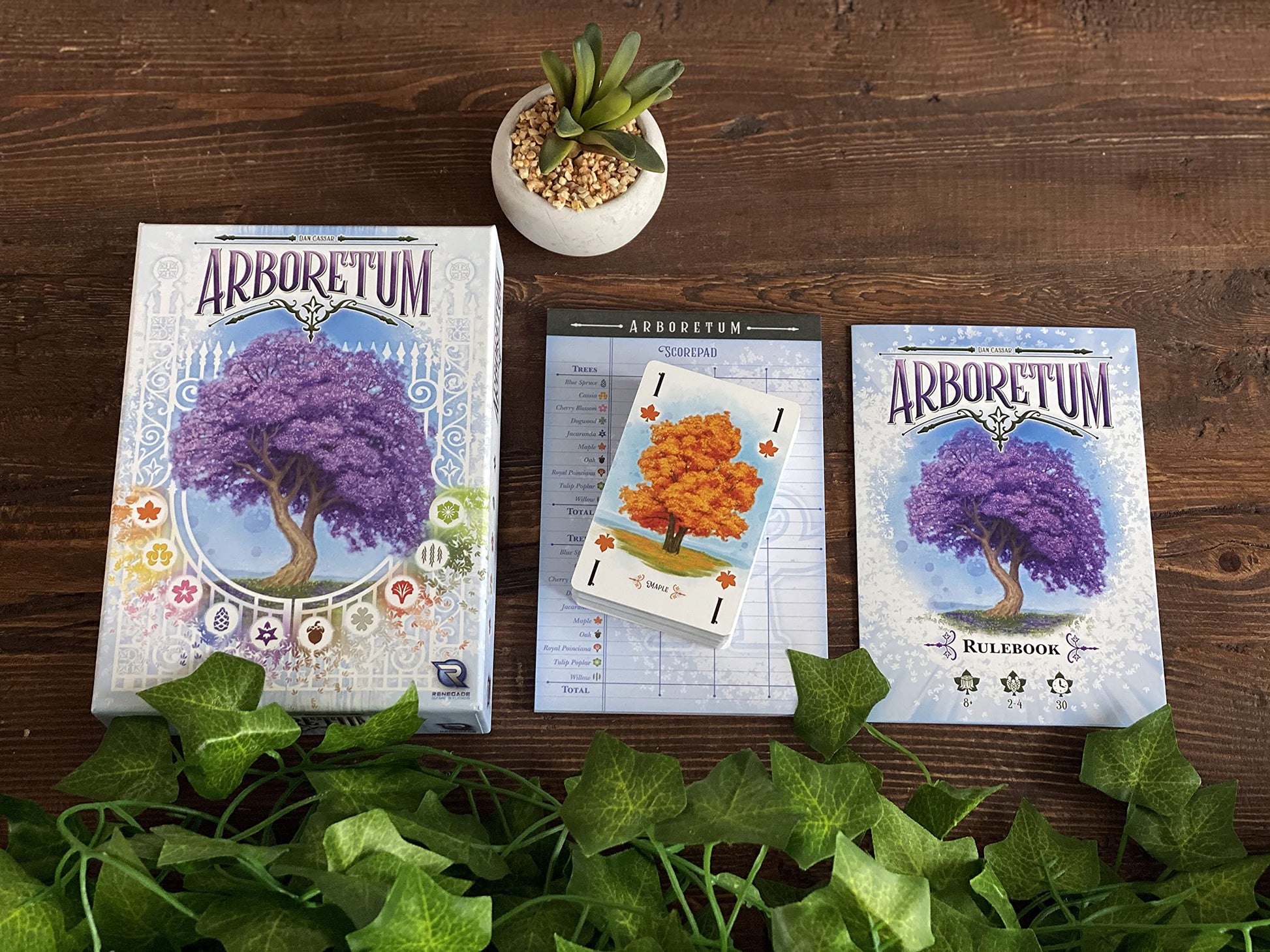 Juego de Cartas Strategy Arboretum Renegade Game Studios Que desafía a 2 a 4 Jugadores para Crear el jardín más Hermoso