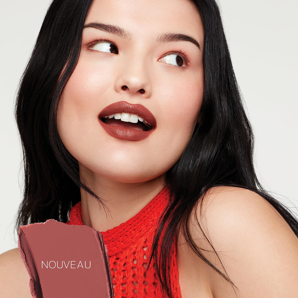 Saie- Lápiz labial mate suave Lip Blur: lápiz labial de larga duración con cobertura hidratante modulable, enriquecido con