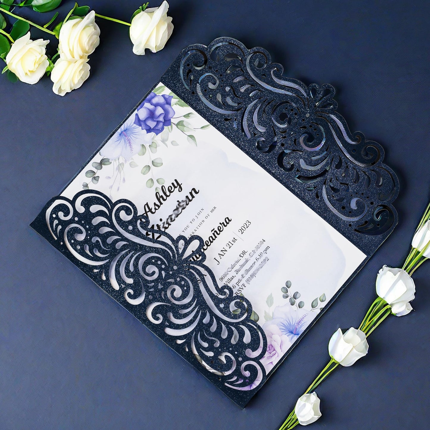 YHOTA - 20 unidades de bolsillo para tarjetas de invitación de boda cortadas con láser con sobre para fiestas de cumpleaños, bebés o novias, para invitaciones de despedida de 5 x 7 pulgadas (azul