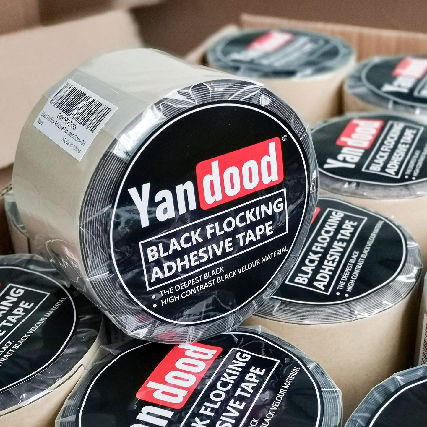 Yandood - Cinta adhesiva de flocado negro para pantalla de proyección de 3 pulg x 30 pies, cinta de borde de fieltro para pantalla de proyección, ultra alto contraste, tiras de fieltro negro profundo