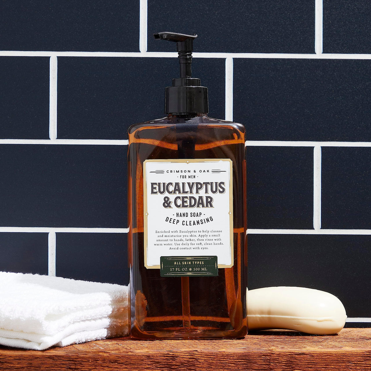 Body Prescriptions- Jabón de manos de limpieza profunda para hombres Crimson & Oak con dispensador de bomba, 17 onzas líquidas (paquete de 4), eucalipto y