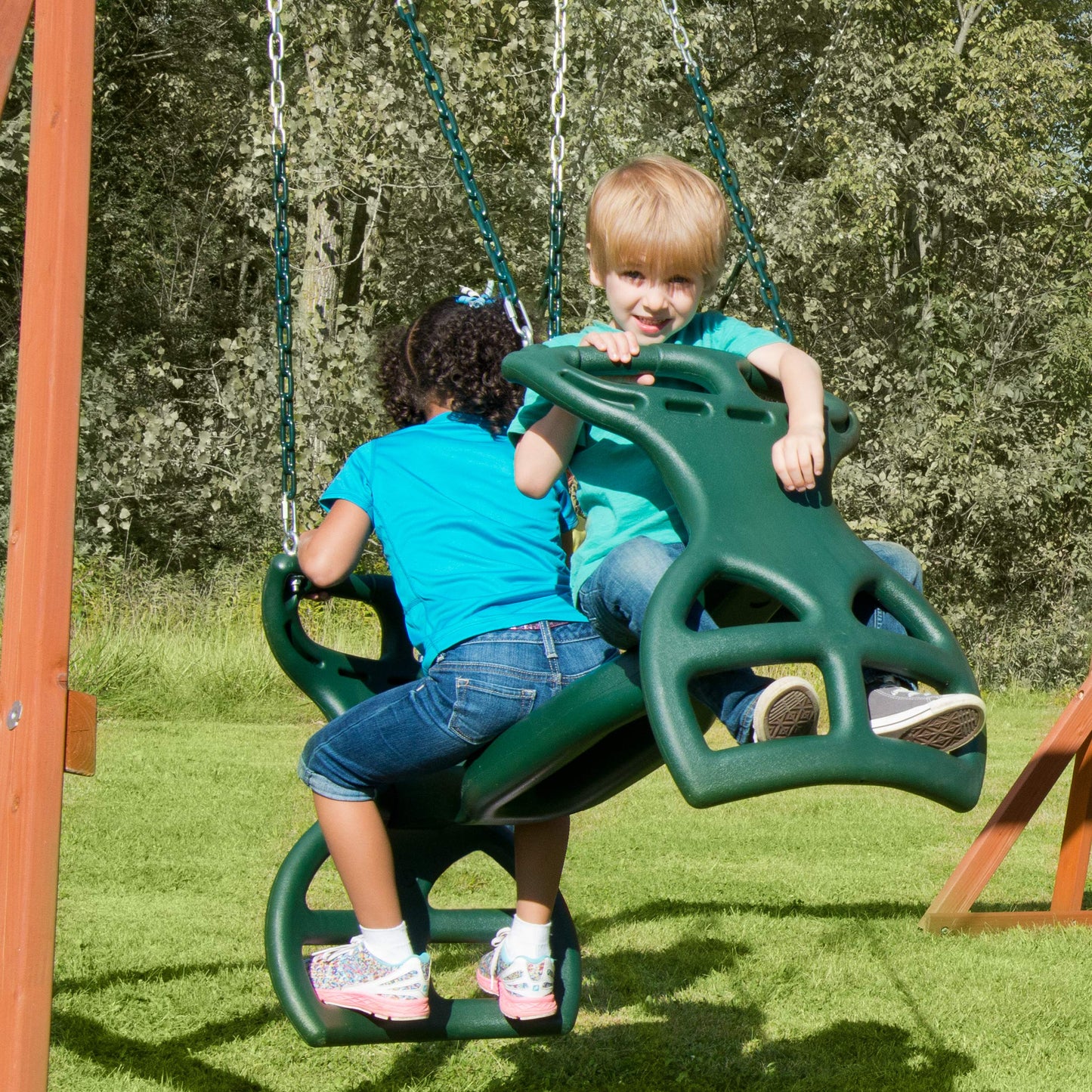Gorilla Playsets 04-0037-G - Columpio en tándem de Espalda a Espalda, Color Verde, con Revestimiento de plástico Verde, Columpio multiniño