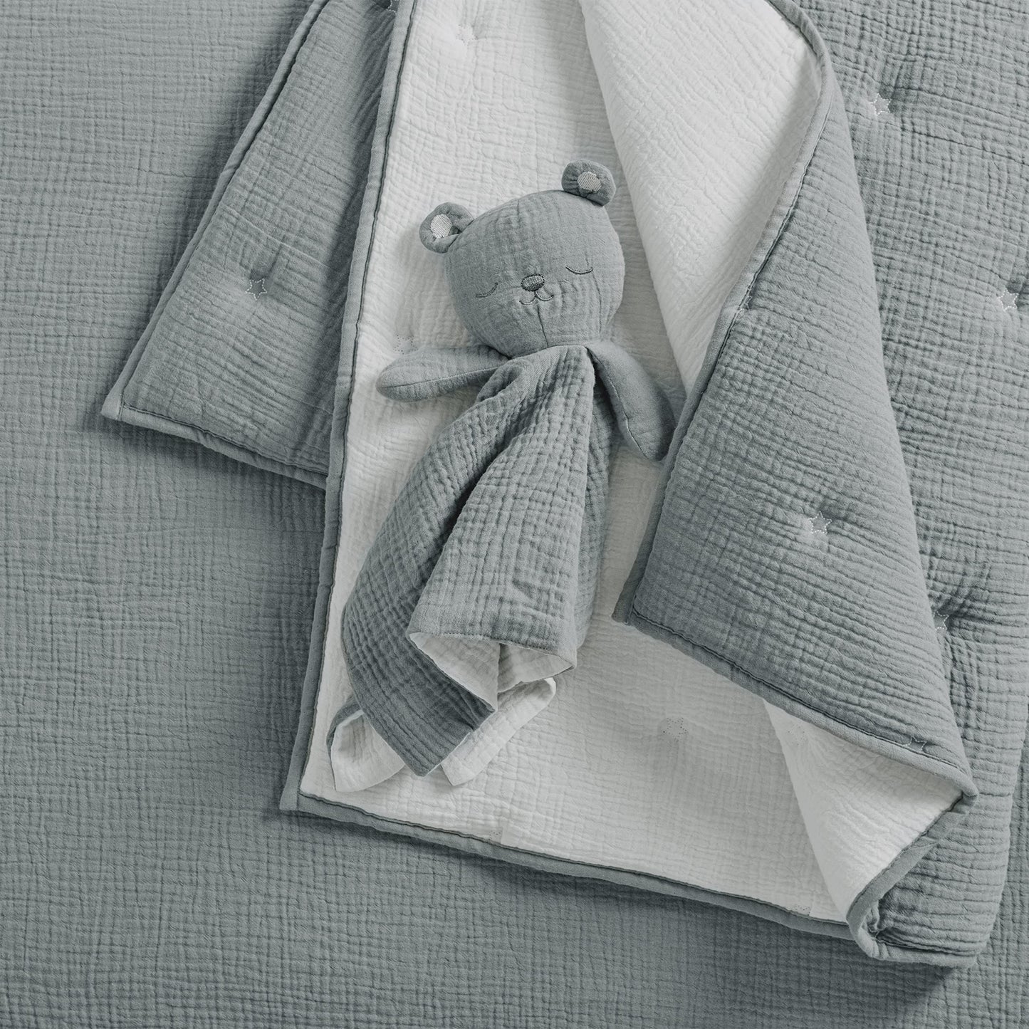 Levtex Baby - Juego de cama de cuna de muselina en la nube - Juego de cama para bebé - Estrellas grises y blancas - Muselina texturizada gris - Juego de 5 piezas incluye edredón, sábana bajera, dos