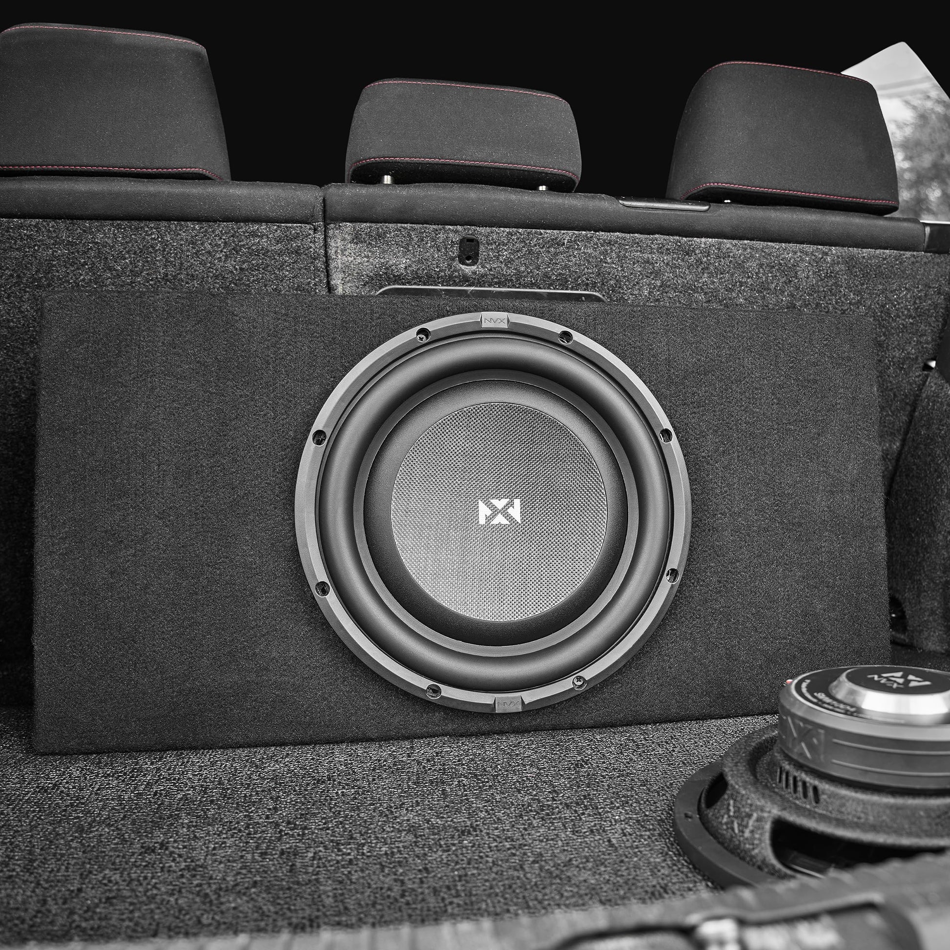 NVX SMW10D4 700 W Peak (350 W RMS) Serie S de montaje poco profundo de 10 pulgadas Dual 4 Ohm Subwoofer