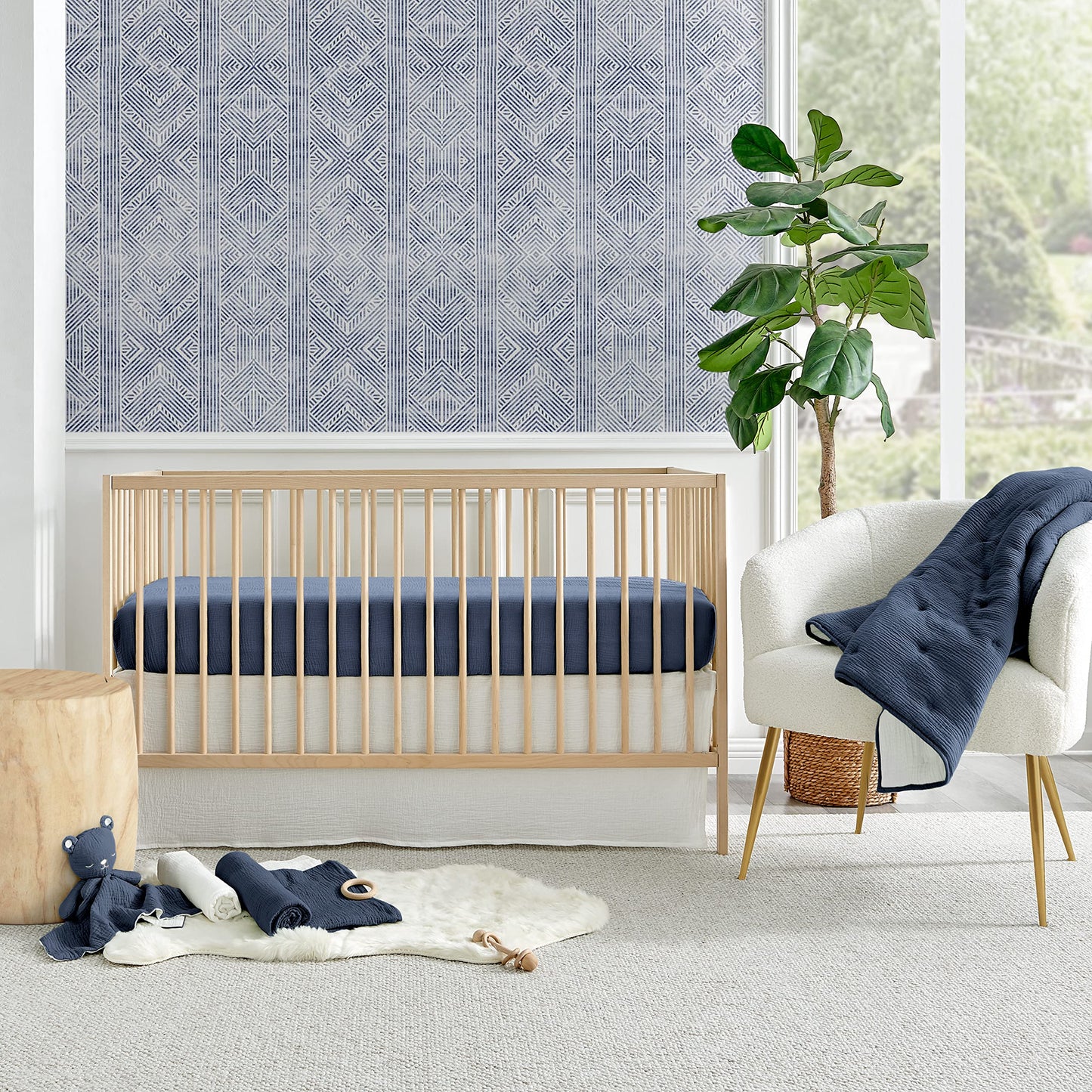 Levtex Baby - Juego de cama de cuna de muselina en la nube - Juego de cama para bebé - Estrellas azul marino y blanco - Muselina texturizada azul marino - Juego de 5 piezas incluye edredón, sábana