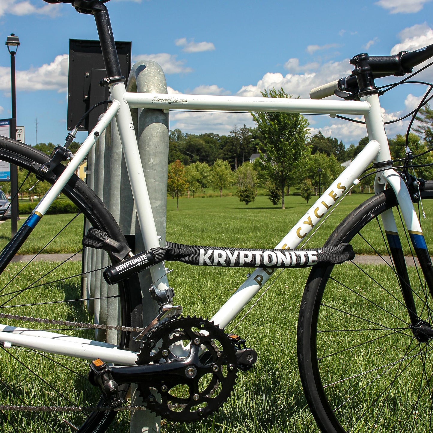 Kryptonite Keeper 712 - Candado con cadena, 1.2 m de largo, resistente y antirrobo, con llaves, para bicicleta, motocicleta, scooter, puerta y cerca, color negro